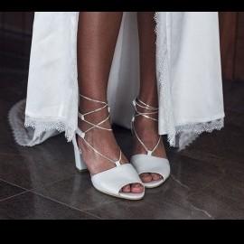designer bridal shoes low heel