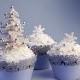 Urlaub Kuchen mit essbaren Zucker Schneeflocken Und Snowflake Cupcake Prappers