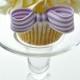 Gelb und Violett Rose Cupcake