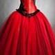 Taille personnalisée rouge et noir Burlesque Corset robe de bal S-XL