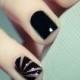 Black & Glitter Nails 