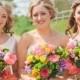 Bouquets de mariage lumineuse et colorée