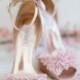 Chaussures de mariage rose-clair
