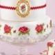 Rouge et blanc gâteau de mariage