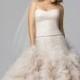 أفضل 10 بالاضافة الى حجم ثوب الزفاف مصممي بواسطة جميلة الكمثرى العروس