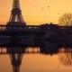 Tour Eiffel au lever de soleil