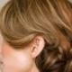 Inspiration & Tutoriels de cheveux de mariage: Le Chignon classique