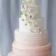 Gâteau de mariage rose mauve