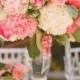 Bouquets de fleurs et de mariage