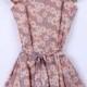 Rosa Blumen-Muster Gürtel Kleid mit Rüschen - Sheinside.com
