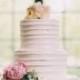 Gâteau de mariage classique avec frais Flowers1