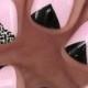 Nail Art: Take A Walk On The Wild Side avec des taches roses de léopard géométriques