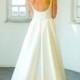 Fait sur commande de robe de mariage classique de train de chapelle, New Ivoire / mariage robe blanche robe nuptiale Taille 4-6-