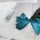 الطاووس دعوات الزفاف - فضي وأزرق مخضر