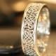 Keltische Hochzeits-Ring 14 Karat Weißgold Einzigartige Mens Wedding Band Altgold Celtic Knot Ring Ring Liebesknoten (Sonstige M