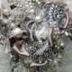 Pearl & Co Grande Teardrop Diamante et perles Broche bouquet de mariée - Iris