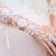 New White Pearl Lace Floral Bride Gloves Wedding Gloves fingerless Party Dress