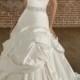 Elegant Sweetheart Princess Wedding Dress With Glistering Beadings And Sequins