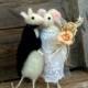 Wedding cake topper mice Romantic decor Groom and bride OOAK Animal in Love Felt mouse Couple Wedding anniversary Sweethearts Lace Tailcoat
