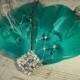 Emerald Green Feather Fascinator Vintage style rhinestone jewel Feather Fascinator Hair Clip Bridal Wedding Fascinator