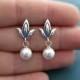Silver Pearl Dangle Earrings Tulip Dangle earrings Bridesmaid Jewelry Bridal Jewelry Mother of the bride Gift Pearl earrings