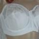 vintage goddess bra pinup strapless brassiere 34DD 34 DD pin up boned push up bullet lace white under wire made 70s