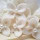 Small Pearl White Hydrangea Hair Pins Set- Bridal Hair Flowers, Small Hair Flowers, Wedding Flower Hair Pins