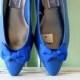 1980s BLUE BOW Heels..size 8 womens...1980s. wedding. blue heels. shoes. pumps. fancy. party. mod. retro. glam. twiggy. bride. party heels