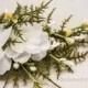 Fern and White Flower Wedding Hair Comb, Garden Wedding Boho Hair Accessory, Wedding Hair Clip in Green and White, Bridal Headpiece