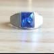 Vintage Art Deco 10kt White Gold Synthetic Blue Sapphire Glass Stone Ring - Size 8 Sizeable Alternative Engagement / Wedding Jewelry