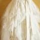Sweetheart Ivory Lace Ball Gown Wedding Dress