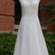 Open Back Cross Straps Ivory Lace Organza Wedding Dress Designer Wedding Gown Empire Waist V Neckline Spaghetti Dress