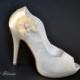 Burlap Ivory Flower Shoe Clips 