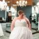 {Real Plus Size Wedding} Elegant And Chic Affair In Minnesota