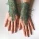 Green little silver lace gloves fingerloop glove  free ship bridal glove lace gauntlets guantes bridesmaid prom party gift