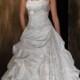 Beautiful Elegant Taffeta A-line Strapless Wedding Dress In Great Handwork