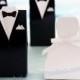 Aliexpress.com : ซื้อสินค้าจัดส่งฟรี336ชิ้น= 168 pairชุดและTuxedoกล่องโปรดปรานTH018ของขวัญแต่งงานและของที่ระลึกงานแต่งงาน จากผู้ขายที่แม่เหล็กของที่ระลึก เชื่อถือได้บน Shanghai Beter Gifts Co., Ltd.