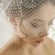 19 Pretty Mini Bridal Veils To Complete The Wedding Look - Weddingomania