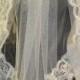 Lace trim ivory veil. vintage wide lace trim veil. wedding bridal lace vintage veil.