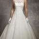 Klassische Ball Kleid Hochzeitskleid ärmellos Spitze um den Hals und V zurück - Festliche Kleider 
