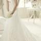 Pronovias, Berta - Superbes robes de mariée pas cher 