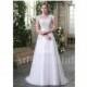 Chic Tulle Scoop Neckline Lace Appliques A-line Wedding Dresses - overpinks.com