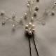 Swarovski pins, freashwater pearls, pearl and crystal hair pins, gold hair pin, wedding hair pin, wedding hairpin, bridal hair pins
