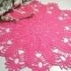 Centrino rosa all'uncinetto, pink crocheted doily, decorazione della tavola, fatto a mano in Italia