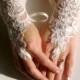 Free ship Ivory lace gloves, bridal wedding gloves, lace gloves, fingerless gloves, SS, bridal accessories, bridesmaid gift, anniversary