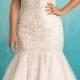 30 Dynamic Plus-Size Wedding Dresses