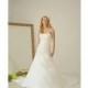 Lina Becker - 2012 - 1218 - Glamorous Wedding Dresses