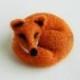 Sleepy Red Fox, Felted Fox Brooch, Animal Jewelry, Felt Fox, Hand Felted Fox Jewelry, Gift ideas