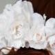 White Floral Bridal Comb, Freshwater Pearl Wedding Comb, Rhinestone Wedding Headpiece, Floral Bridal Headpiece, Flower Comb for Bride