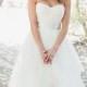 Wedding Dress Inspiration - Photo: Onelove Photography